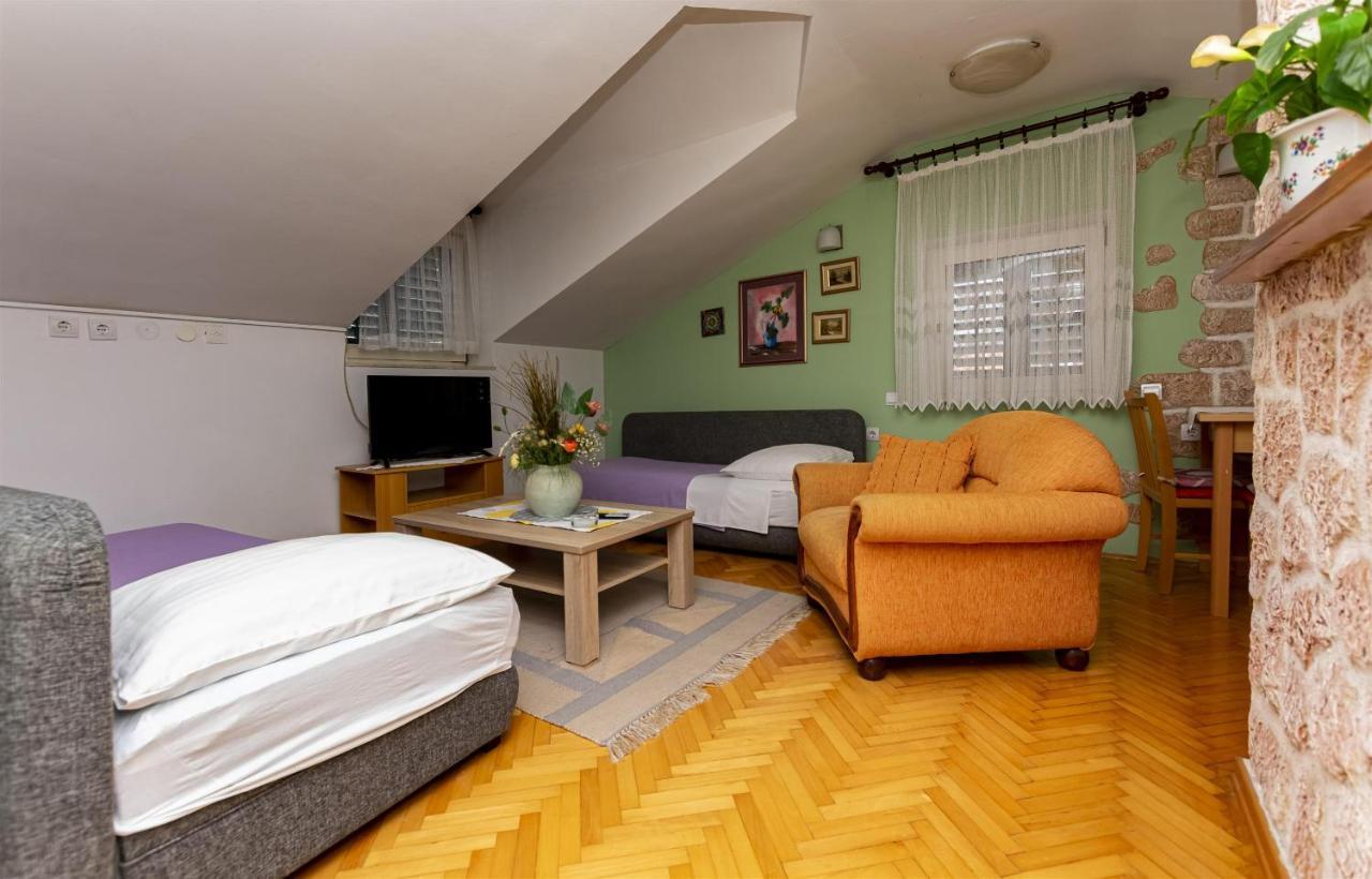 Apartment Ivanka Omiš Kültér fotó