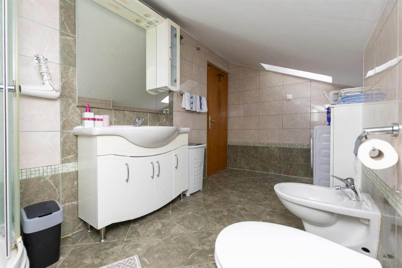 Apartment Ivanka Omiš Kültér fotó