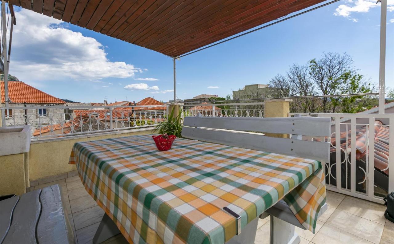 Apartment Ivanka Omiš Kültér fotó