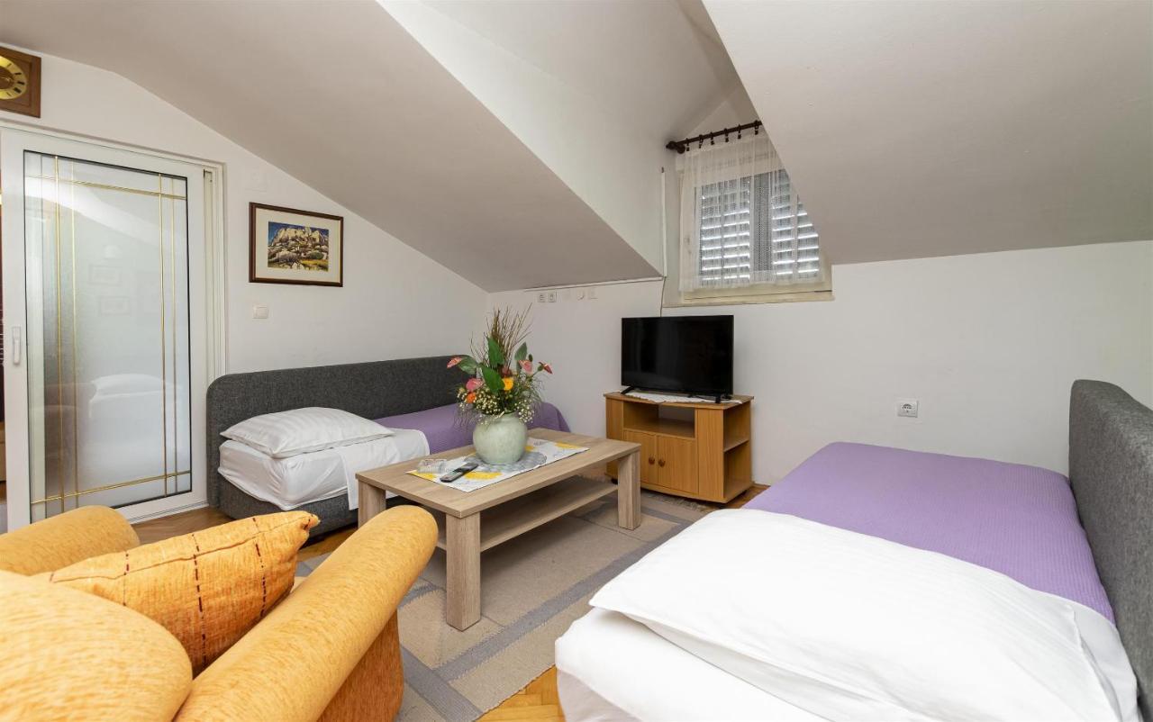 Apartment Ivanka Omiš Kültér fotó