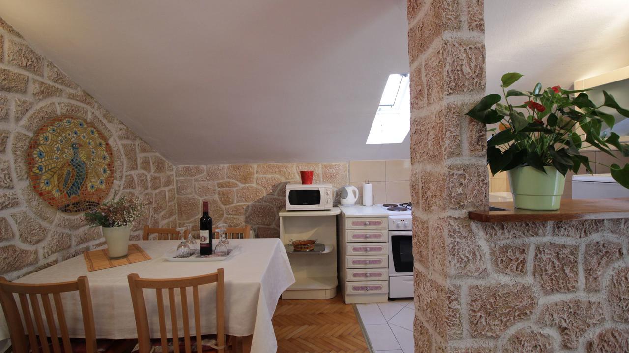 Apartment Ivanka Omiš Kültér fotó